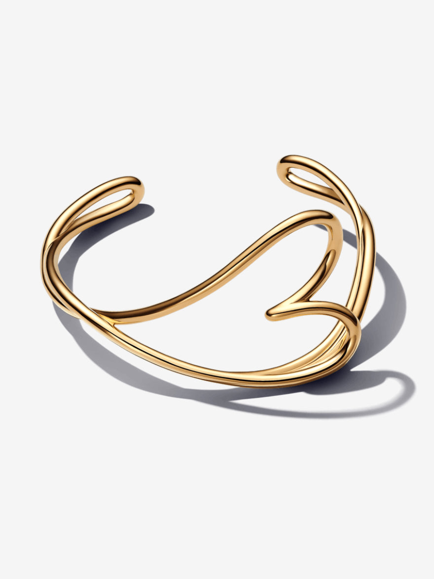 Pulsera rígida corazón dorada