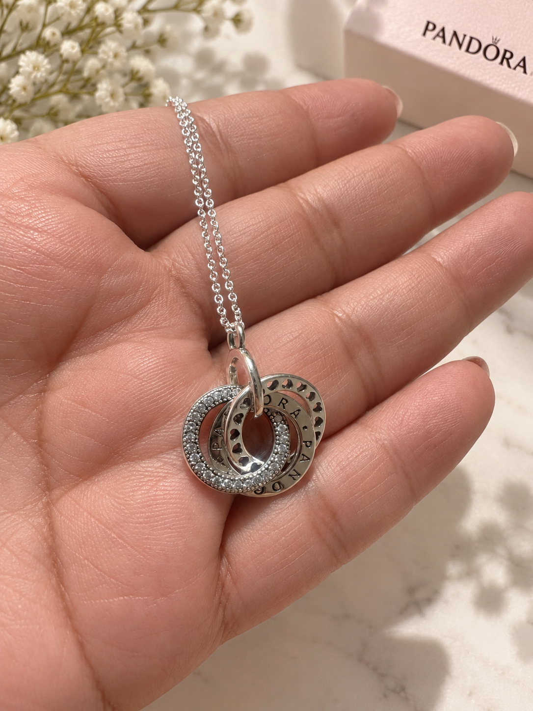 Collar triple logo plata