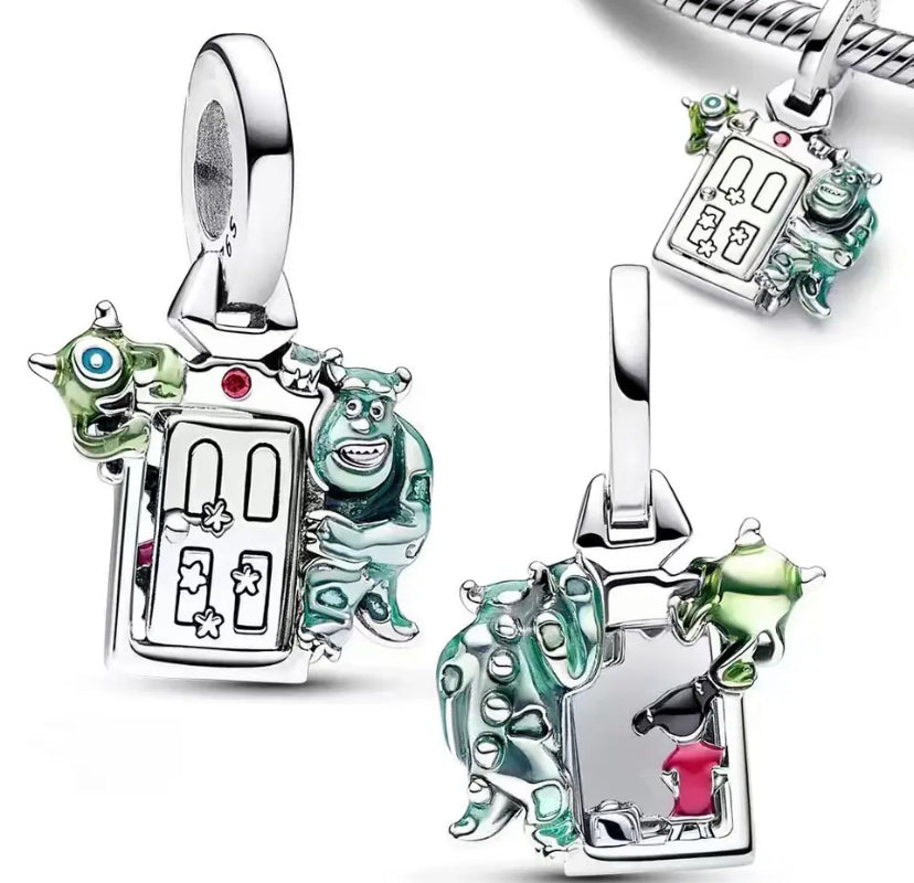 Puerta Monster con logo