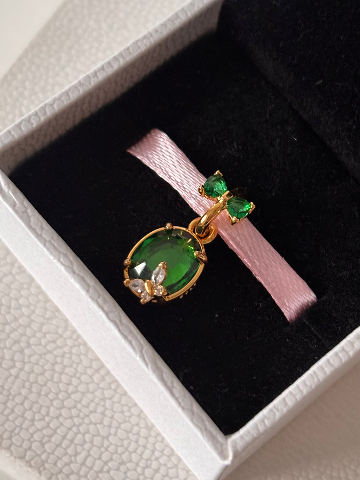 Lazo verde mariposa  Bridgerton