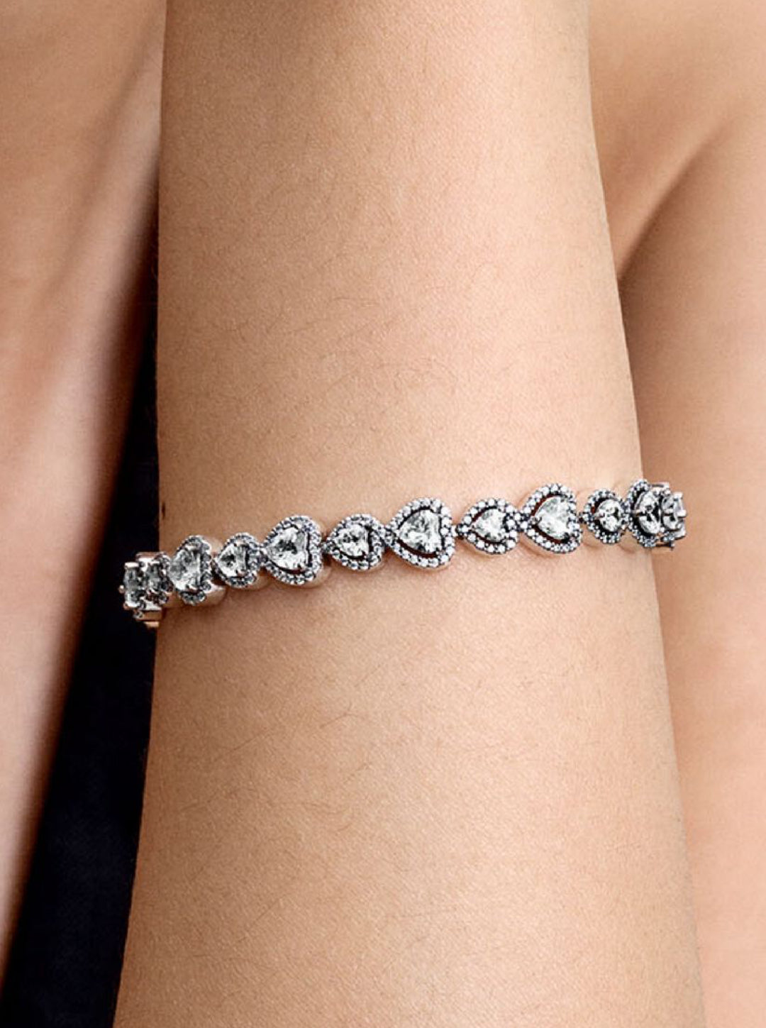 Pulsera full corazones