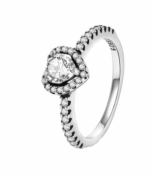 Anillo corazón elevado blanco