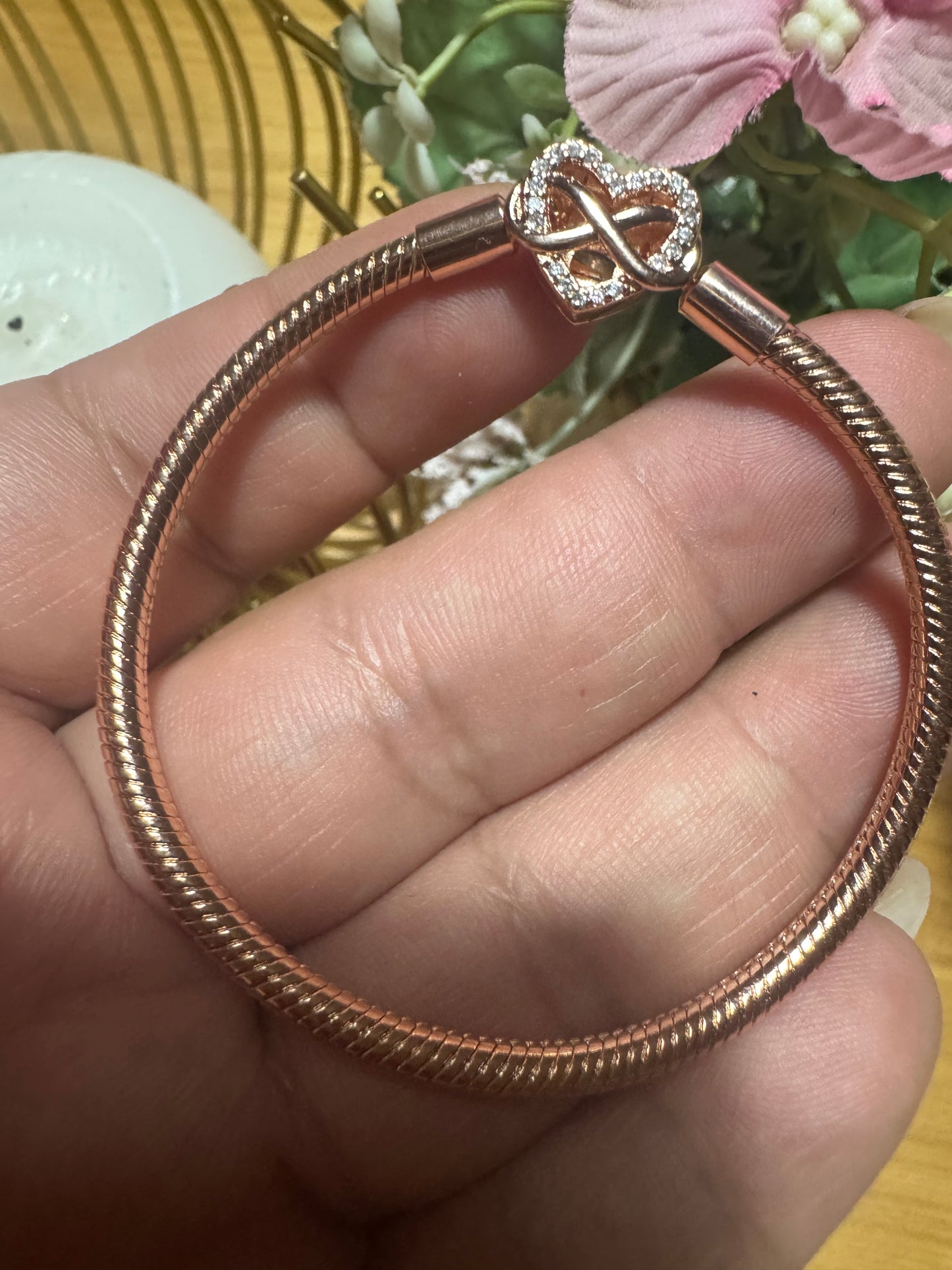 Pulsera corazón infinito logo rose