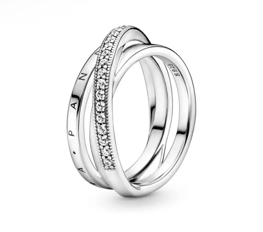 Anillo entrelazado logo