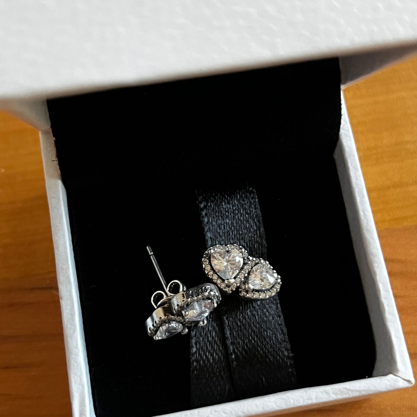 Aros corazón doble blanco