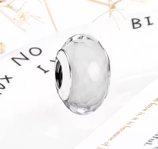 Murano blanco logo