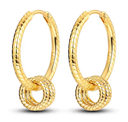 Argollas 3 círculos dorado
