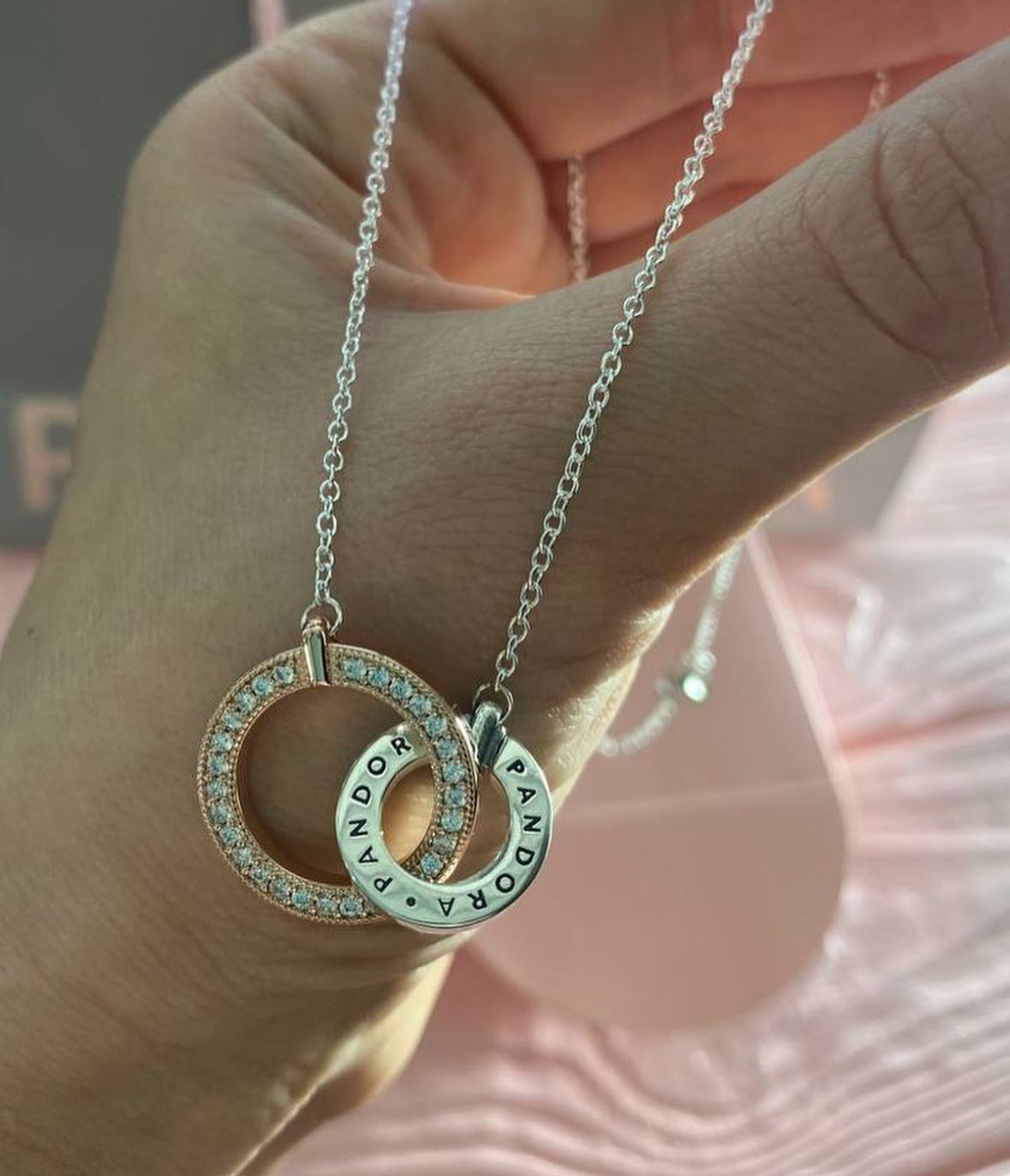 Collar doble círculo plata rose con logo