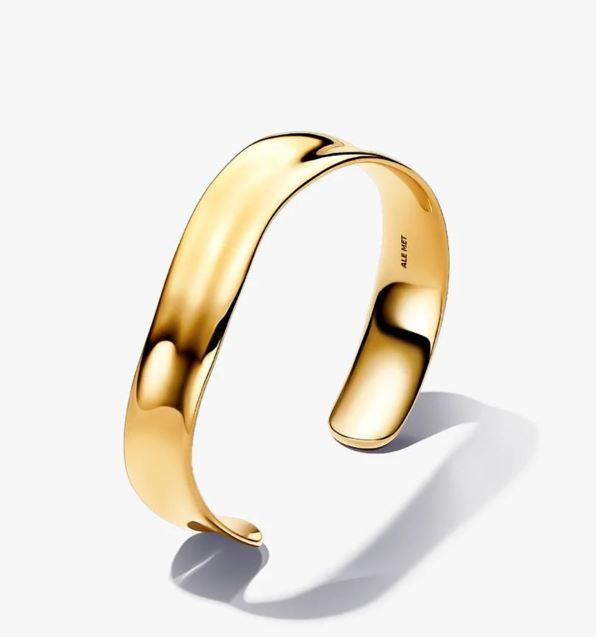 Pulsera dorada rígida ancha