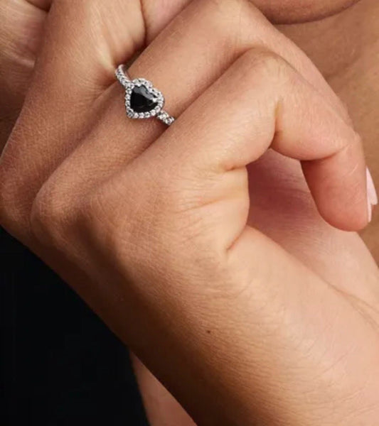 Anillo corazón negro