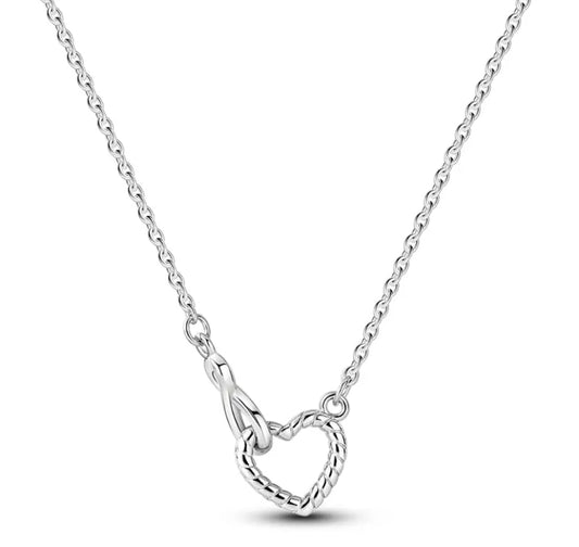 Collar corazón broche infinito