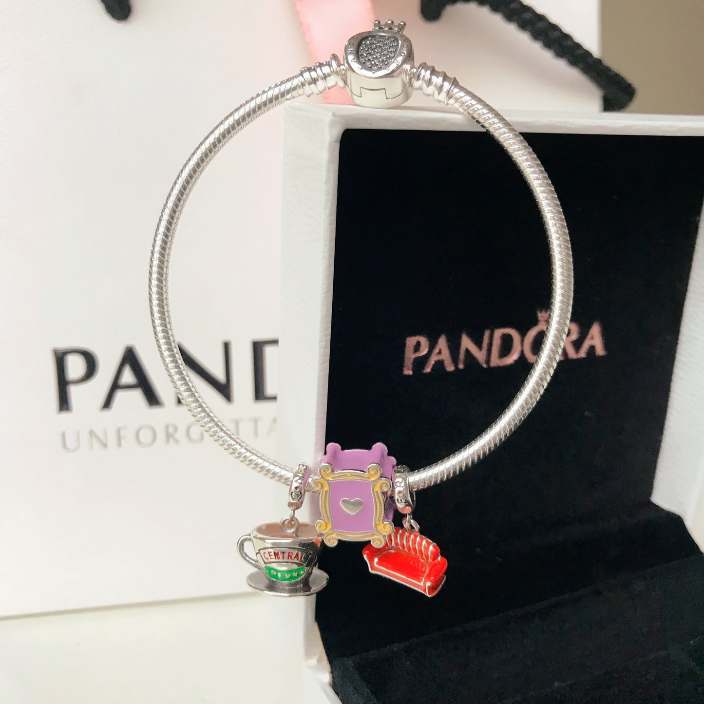 Caja de pulsera más bolsa